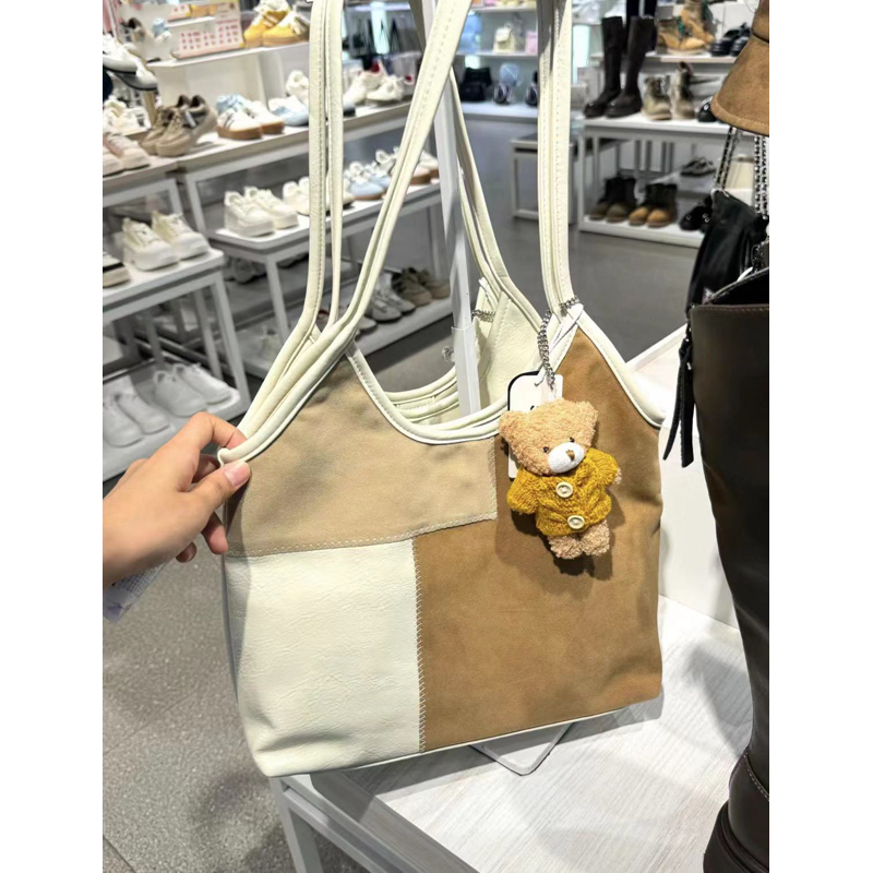 Retro Patchwork Color-Blocking Shoulder Bag - High-End Matte Texture Crossbody Bag for Autumn/Winter 2025, Large Capacity Retro Patchwork Color-Blocking Shoulder Bag - High-End Matte Texture Crossbody Bag for Autumn/Winter 2025, Large Capacity