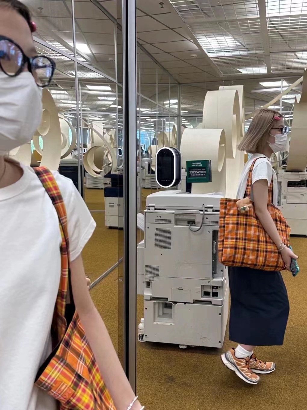 Retro Plaid Orange Tote Bag - Large Capacity Checkered Canvas Commuter Shoulder Bag for Stylish Shopping Retro Plaid Orange Tote Bag - Large Capacity Checkered Canvas Commuter Shoulder Bag for Stylish Shopping