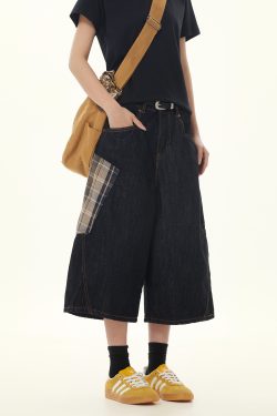Retro Plaid Patchwork Cargo Cropped Denim Pants for Women - Loose Wide-Leg Black Jeans in 90s American Style