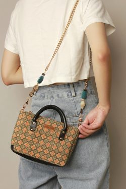 Retro Print Small Square Handbag & Crossbody Bag for Women - Versatile High-Quality 2024 Spring/Summer Fashion Accessory