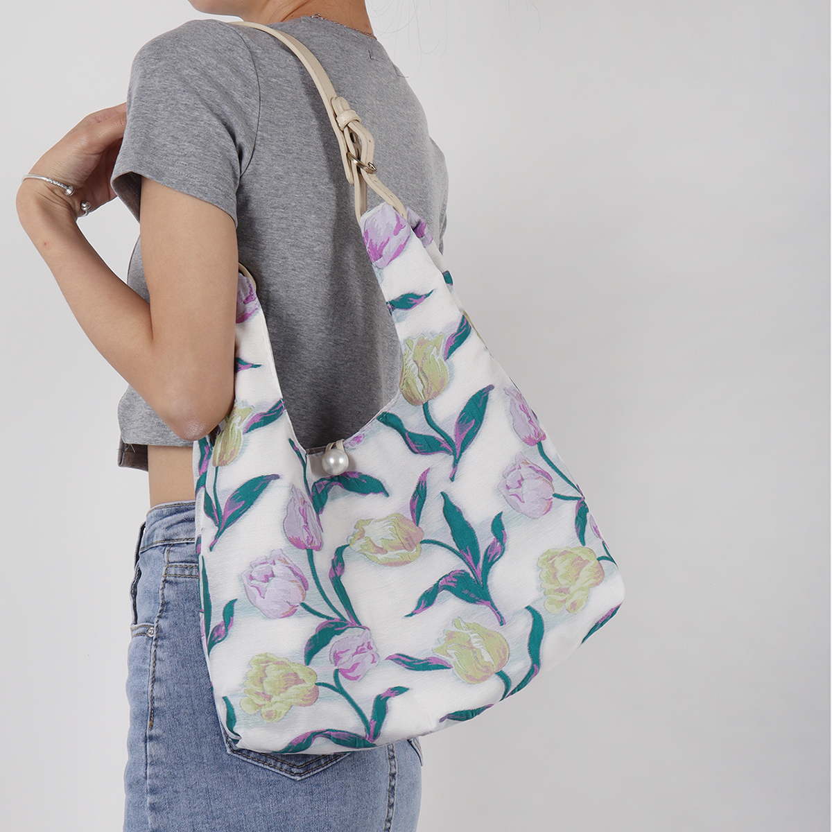 Retro Purple Floral Tulip Tote Bag for Women - Large Capacity Summer Commuter Bag, Fashionable Versatile Y2K Style Retro Purple Floral Tulip Tote Bag for Women - Large Capacity Summer Commuter Bag, Fashionable Versatile Y2K Style