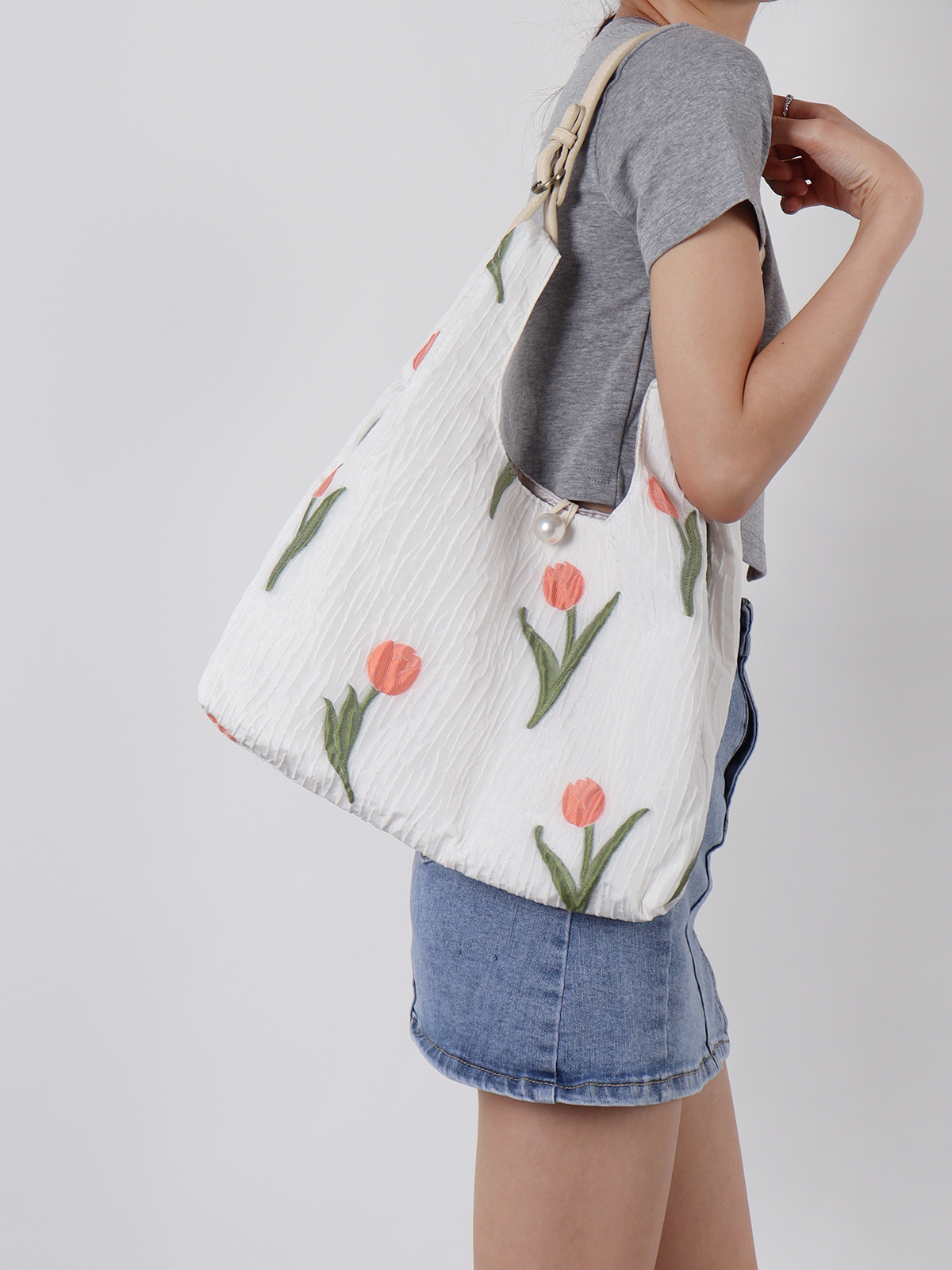 Retro Purple Floral Tulip Tote Bag for Women - Large Capacity Summer Commuter Bag, Fashionable Versatile Y2K Style Retro Purple Floral Tulip Tote Bag for Women - Large Capacity Summer Commuter Bag, Fashionable Versatile Y2K Style