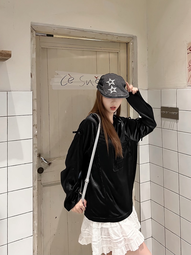 Retro Revival American Lace Bow Long Sleeve T-Shirt - Women's Jersey Sports Style Satin Top for Y2K Fashion Retro Revival American Lace Bow Long Sleeve T-Shirt - Women's Jersey Sports Style Satin Top for Y2K Fashion