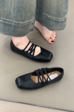 Retro Sheepskin Cross-Strap Flat Shoes with Square Toe & Pig Nose - Women's Ballet Flats, Shallow Mouth Mary Jane Style