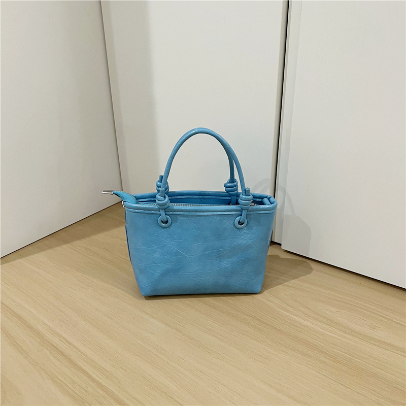 Retro Shiny Handheld Vegetable Basket Bag - Versatile Casual Women's Crossbody Small Square Bag for Spring/Summer 2025 Retro Shiny Handheld Vegetable Basket Bag - Versatile Casual Women's Crossbody Small Square Bag for Spring/Summer 2025