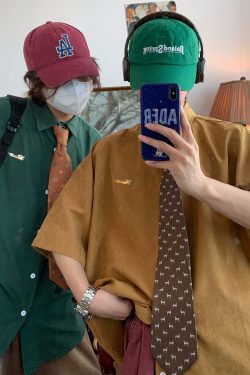 Retro Short Sleeve Shirt for Couples - Handmade Hong Kong Style, Solid Color, Loose Fit, Summer Casual Fashion