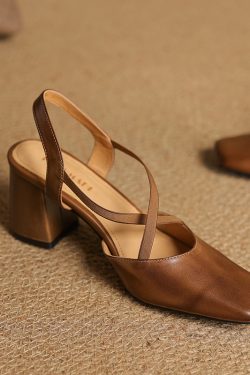 Retro Slim-Fit Cross-Strap High-Heeled Sandals for Women - Artistic Chinese Style OL Design - European American Fashion