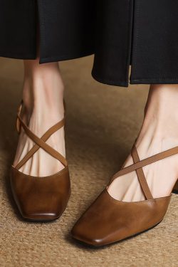 Retro Slim-Fit Cross-Strap High-Heeled Sandals for Women - Artistic Chinese Style OL Design - European American Fashion