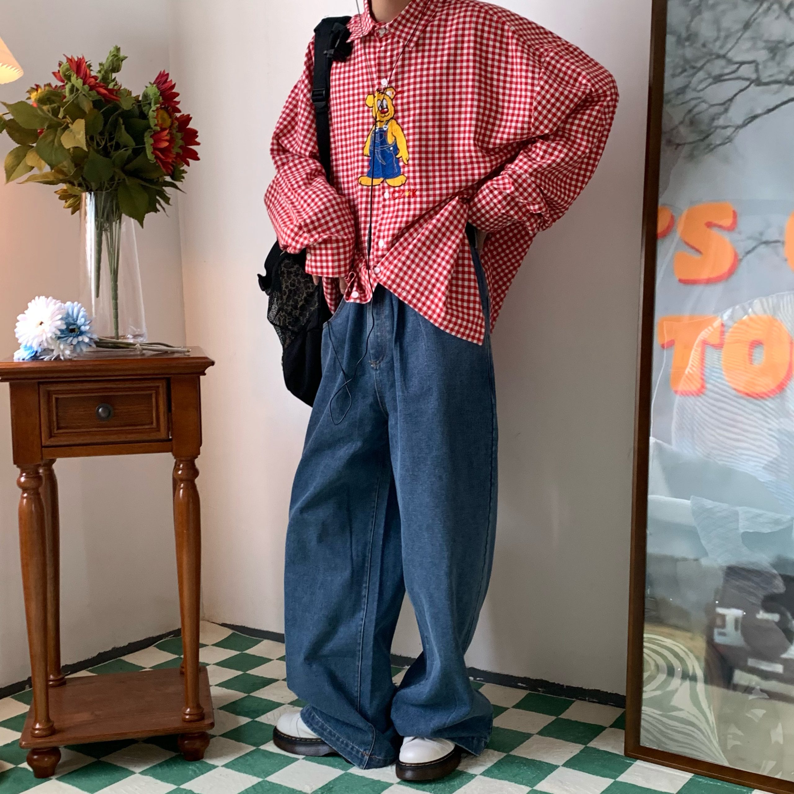 Retro Solid Color Plus Size Wide Leg Pants - Handmade Hong Kong Style Loose Floor-Length Trousers for a Trendy Old School Look Retro Solid Color Plus Size Wide Leg Pants - Handmade Hong Kong Style Loose Floor-Length Trousers for a Trendy Old School Look