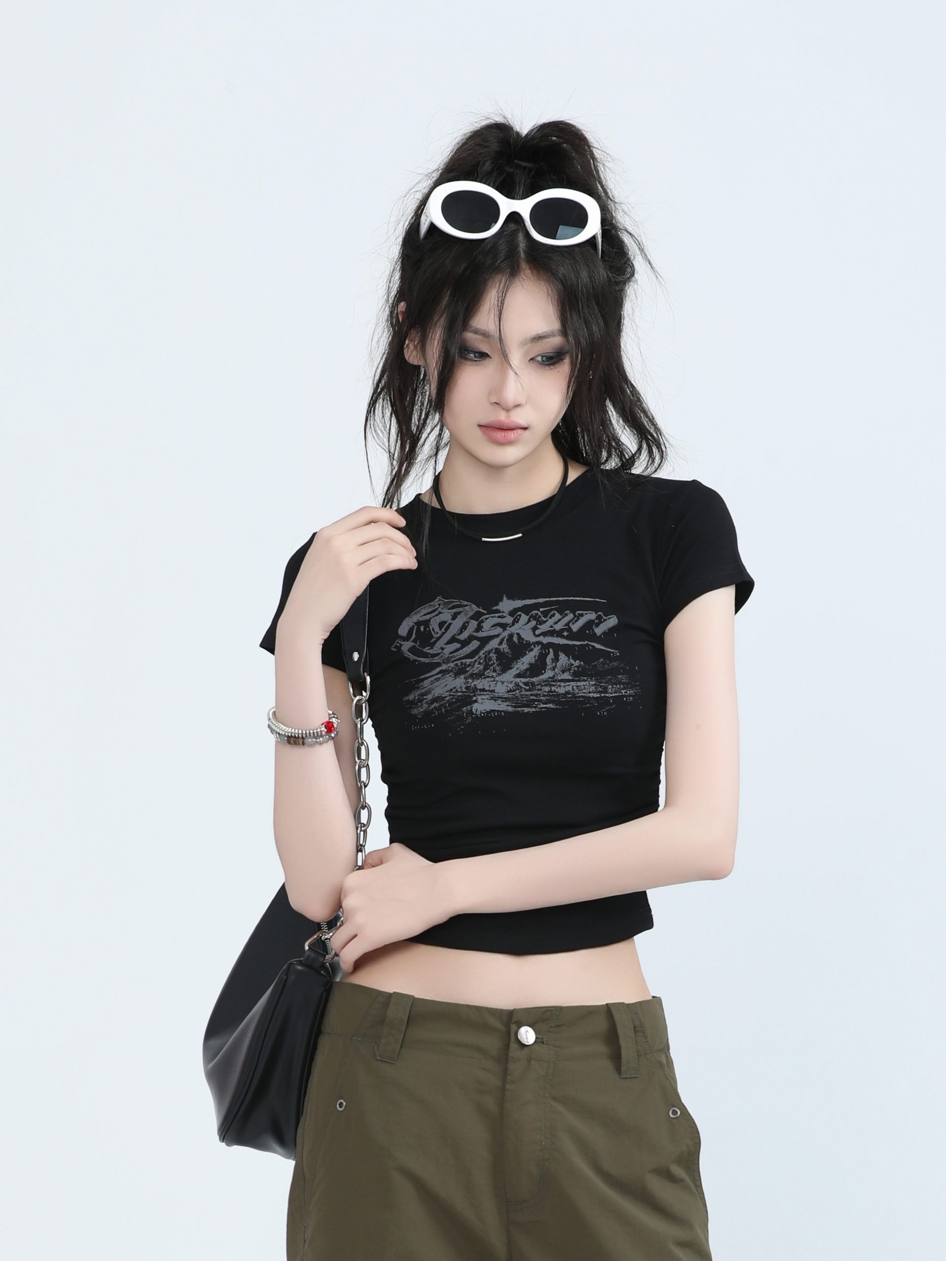 Retro Spicy Girl Slim-Fit Short Sleeve T-Shirt for Women - American Style Graphic Tee, Casual 90s Inspired Fashion Top Retro Spicy Girl Slim-Fit Short Sleeve T-Shirt for Women - American Style Graphic Tee, Casual 90s Inspired Fashion Top