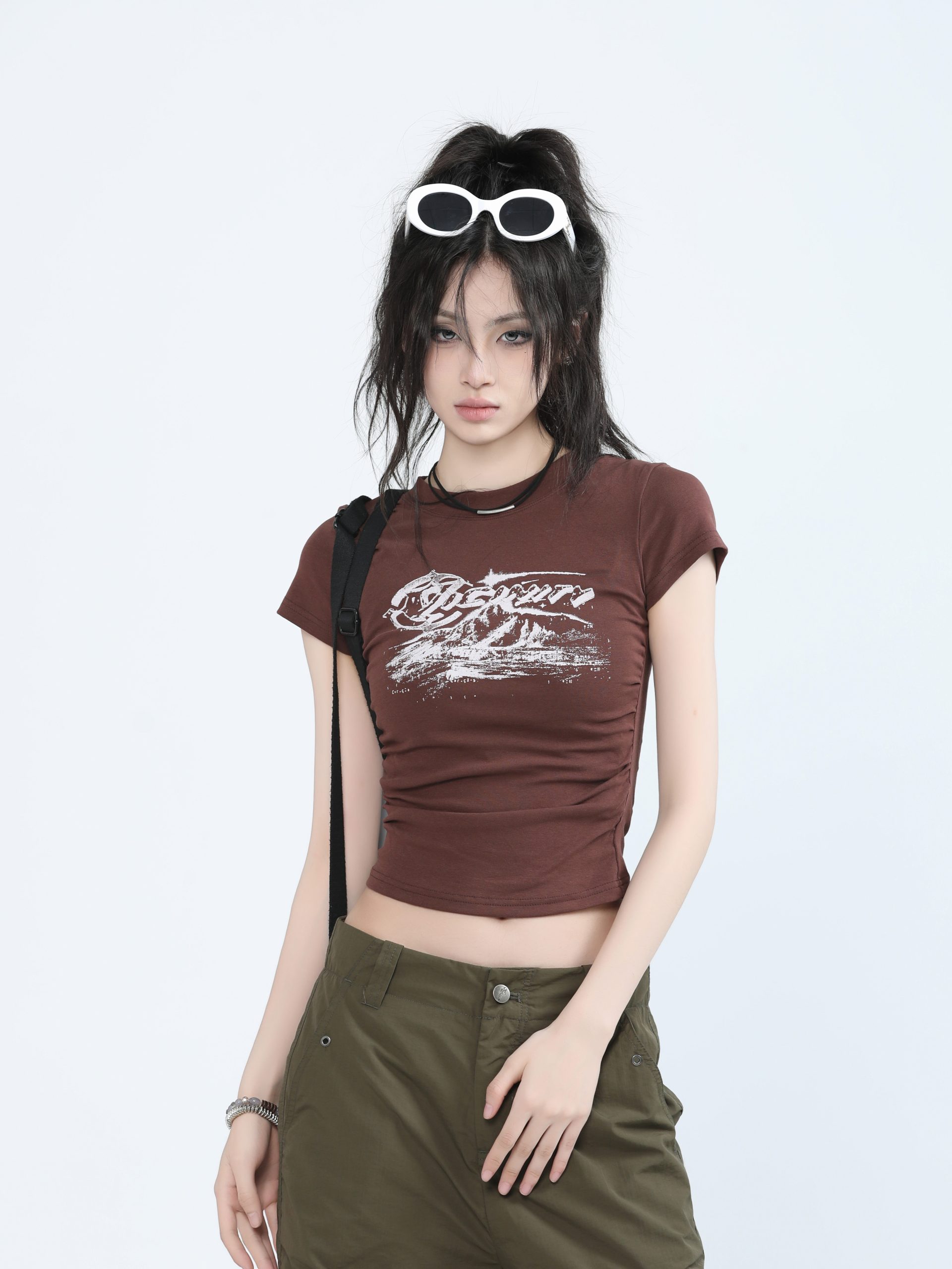 Retro Spicy Girl Slim-Fit Short Sleeve T-Shirt for Women - American Style Graphic Tee, Casual 90s Inspired Fashion Top Retro Spicy Girl Slim-Fit Short Sleeve T-Shirt for Women - American Style Graphic Tee, Casual 90s Inspired Fashion Top