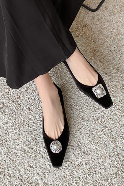 Retro Square Toe Genuine Leather Commuting Shoes for Women - Versatile Slimming Height-Increasing Design - Deer and Nara OL Style