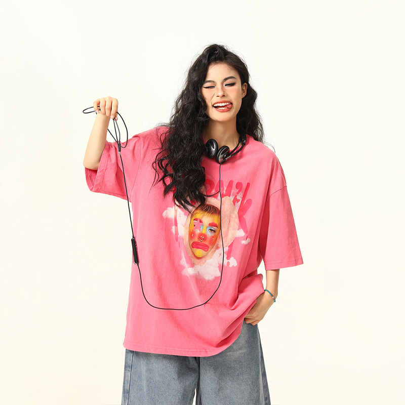 Retro Street Clown Print Loose Vintage Pink T-Shirt for Women - Short Sleeve, 90s Inspired Fashion, Casual Chic Style Retro Street Clown Print Loose Vintage Pink T-Shirt for Women - Short Sleeve, 90s Inspired Fashion, Casual Chic Style
