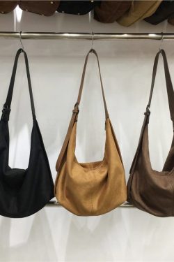Retro Suede Dumpling Bag for Autumn/Winter - Korean Niche Design Commuting Shoulder Crossbody Tote