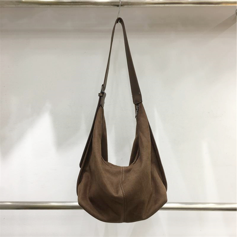 Retro Suede Dumpling Bag for Autumn/Winter - Korean Niche Design Commuting Shoulder Crossbody Tote Retro Suede Dumpling Bag for Autumn/Winter - Korean Niche Design Commuting Shoulder Crossbody Tote
