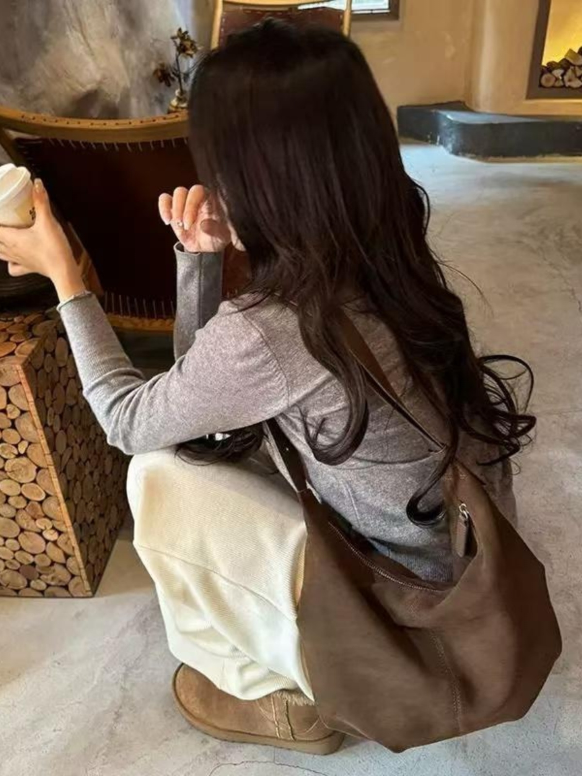 Retro Suede Tote Bag for Women - 2025 Autumn Winter Versatile Shoulder Dumpling Bag, Stylish Underarm Accessory Retro Suede Tote Bag for Women - 2025 Autumn Winter Versatile Shoulder Dumpling Bag, Stylish Underarm Accessory