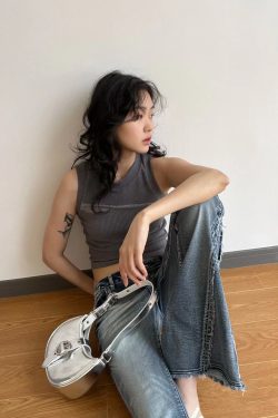 Retro Textured Silver Motorcycle Saddle Bag for Women - 2025 New Model, Fashionable Underarm Crossbody Design