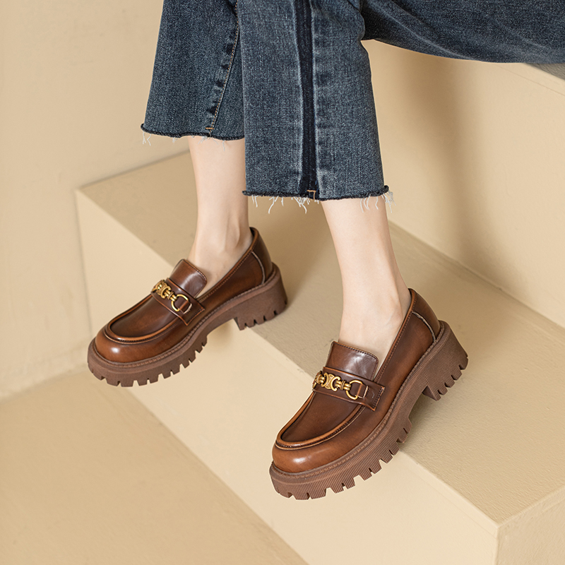 Retro Thick-Soled Leather Loafers for Women - Italian Slip-On Shoes for Spring and Autumn, Vintage Style Footwear Retro Thick-Soled Leather Loafers for Women - Italian Slip-On Shoes for Spring and Autumn, Vintage Style Footwear