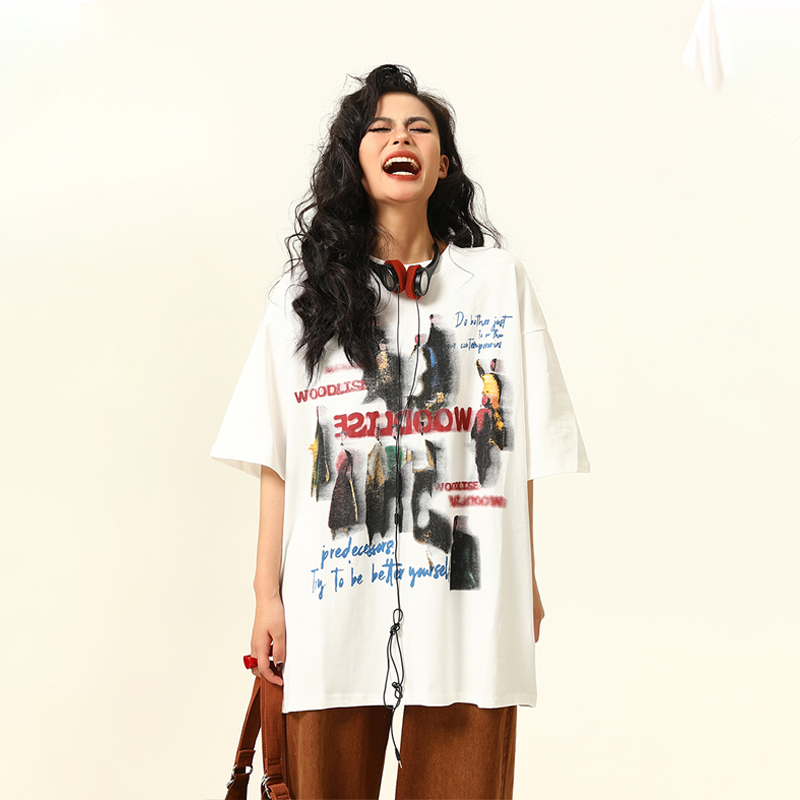 Retro Tie-Dye Letter Design Short-Sleeve T-Shirt for Men and Women - Summer Trendy American Streetwear Retro Tie-Dye Letter Design Short-Sleeve T-Shirt for Men and Women - Summer Trendy American Streetwear