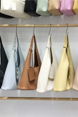 Retro Triangle Tote Bag for Women - Large Capacity Soft Leather Shoulder Bag in Minimalist Style, Perfect for Casual Outfits