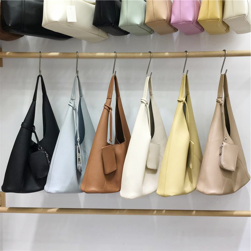Retro Triangle Tote Bag for Women - Large Capacity Soft Leather Shoulder Bag in Minimalist Style, Perfect for Casual Outfits Retro Triangle Tote Bag for Women - Large Capacity Soft Leather Shoulder Bag in Minimalist Style, Perfect for Casual Outfits