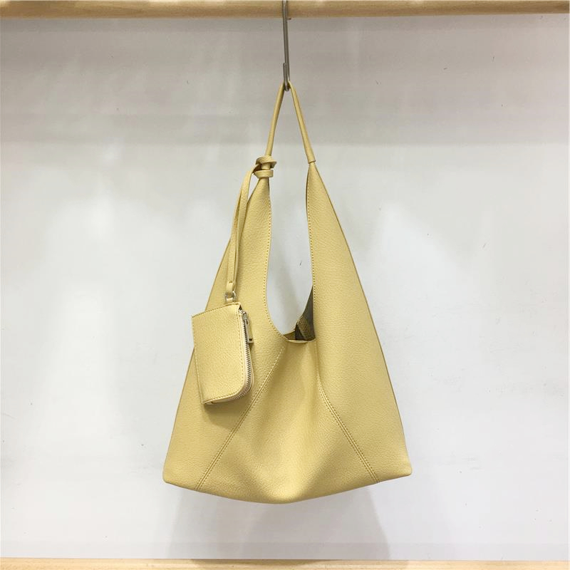 Retro Triangle Tote Bag for Women - Large Capacity Soft Leather Shoulder Bag in Minimalist Style, Perfect for Casual Outfits Retro Triangle Tote Bag for Women - Large Capacity Soft Leather Shoulder Bag in Minimalist Style, Perfect for Casual Outfits