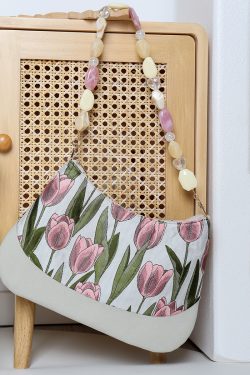 Retro Tulip Flower Underarm Bag for Women, Textured Jacquard Crossbody, Versatile Vacation Style, Niche Design