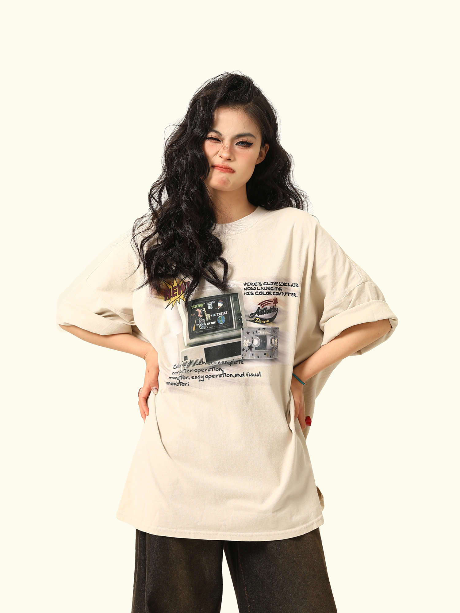 Retro TV Print Unisex Short-Sleeve T-Shirt - Vintage American Style Loose Fit Couple Tee Retro TV Print Unisex Short-Sleeve T-Shirt - Vintage American Style Loose Fit Couple Tee