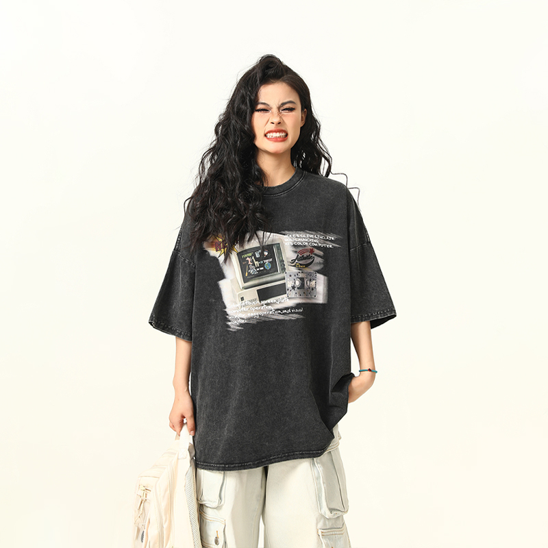 Retro TV Print Unisex Short-Sleeve T-Shirt - Vintage American Style Loose Fit Couple Tee Retro TV Print Unisex Short-Sleeve T-Shirt - Vintage American Style Loose Fit Couple Tee