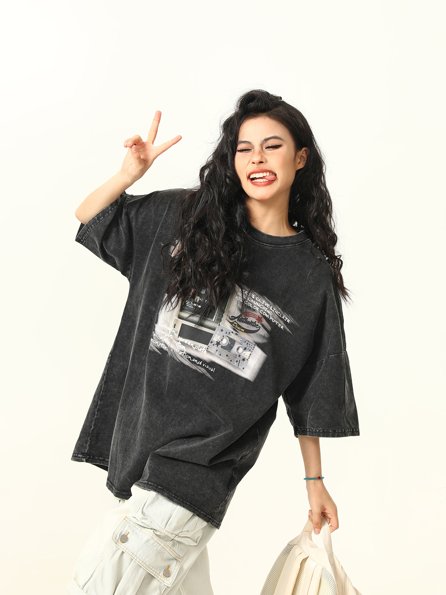 Retro TV Print Unisex Short-Sleeve T-Shirt - Vintage American Style Loose Fit Couple Tee Retro TV Print Unisex Short-Sleeve T-Shirt - Vintage American Style Loose Fit Couple Tee