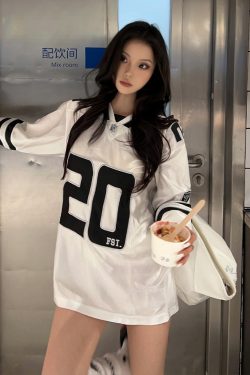 Retro V-Neck Long Sleeve T-Shirt for Women, Spring Rugby Jersey, Loose Fit Sports Top, 90s Inspired Fashion