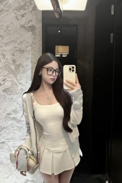 Rhinestone Camisole Top with Built-In Padding - Slim Fit, New Arrival, Perfect for 90s and Y2K Style