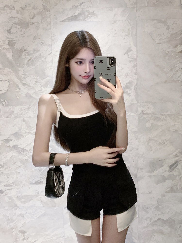 Rhinestone Camisole Top with Built-In Padding - Slim Fit, New Arrival, Perfect for 90s and Y2K Style Rhinestone Camisole Top with Built-In Padding - Slim Fit, New Arrival, Perfect for 90s and Y2K Style