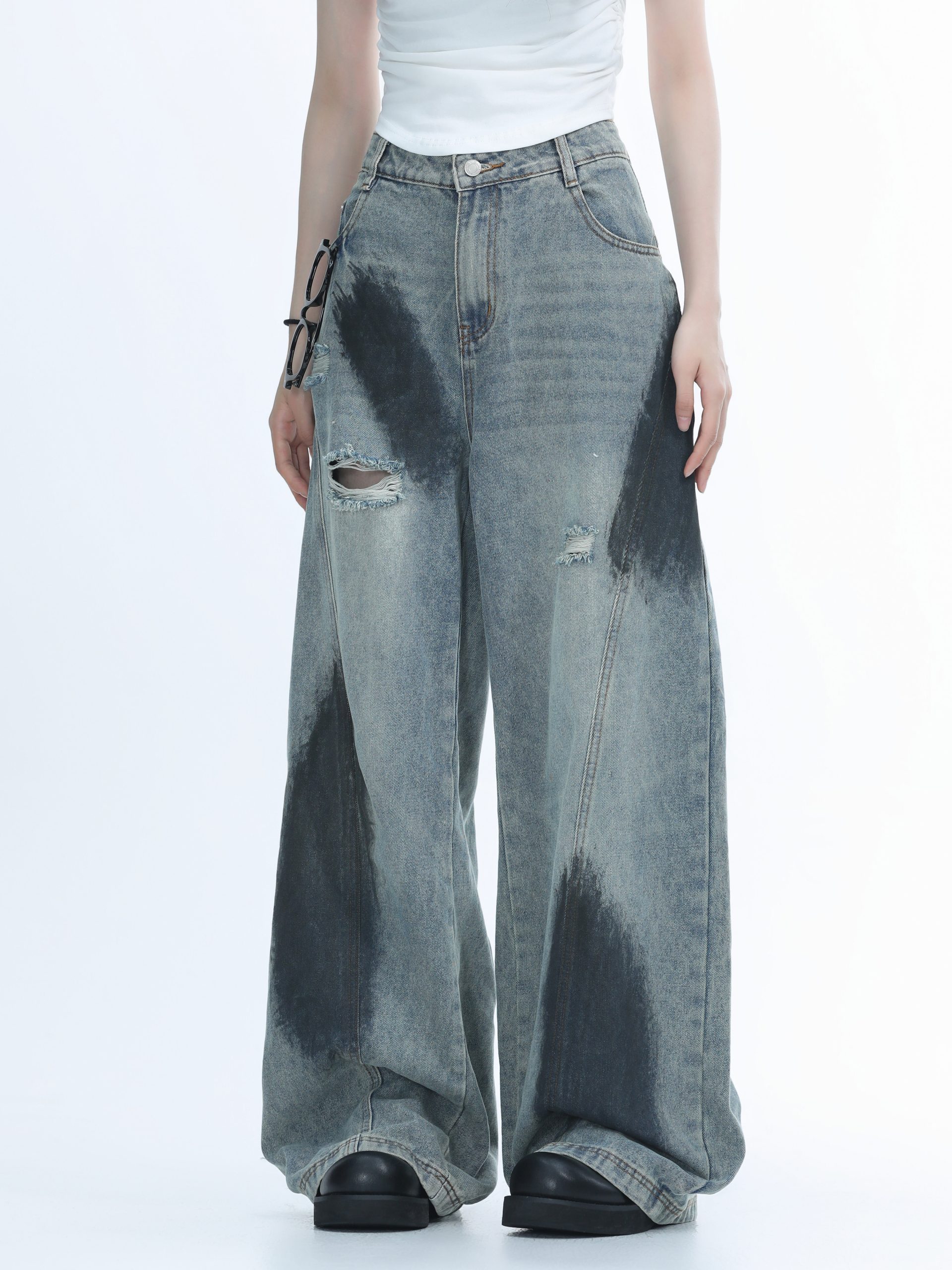 Ripped Graffiti Wide-Leg Jeans for Women - American High Street Straight Loose Floor-Length Pants Ripped Graffiti Wide-Leg Jeans for Women - American High Street Straight Loose Floor-Length Pants