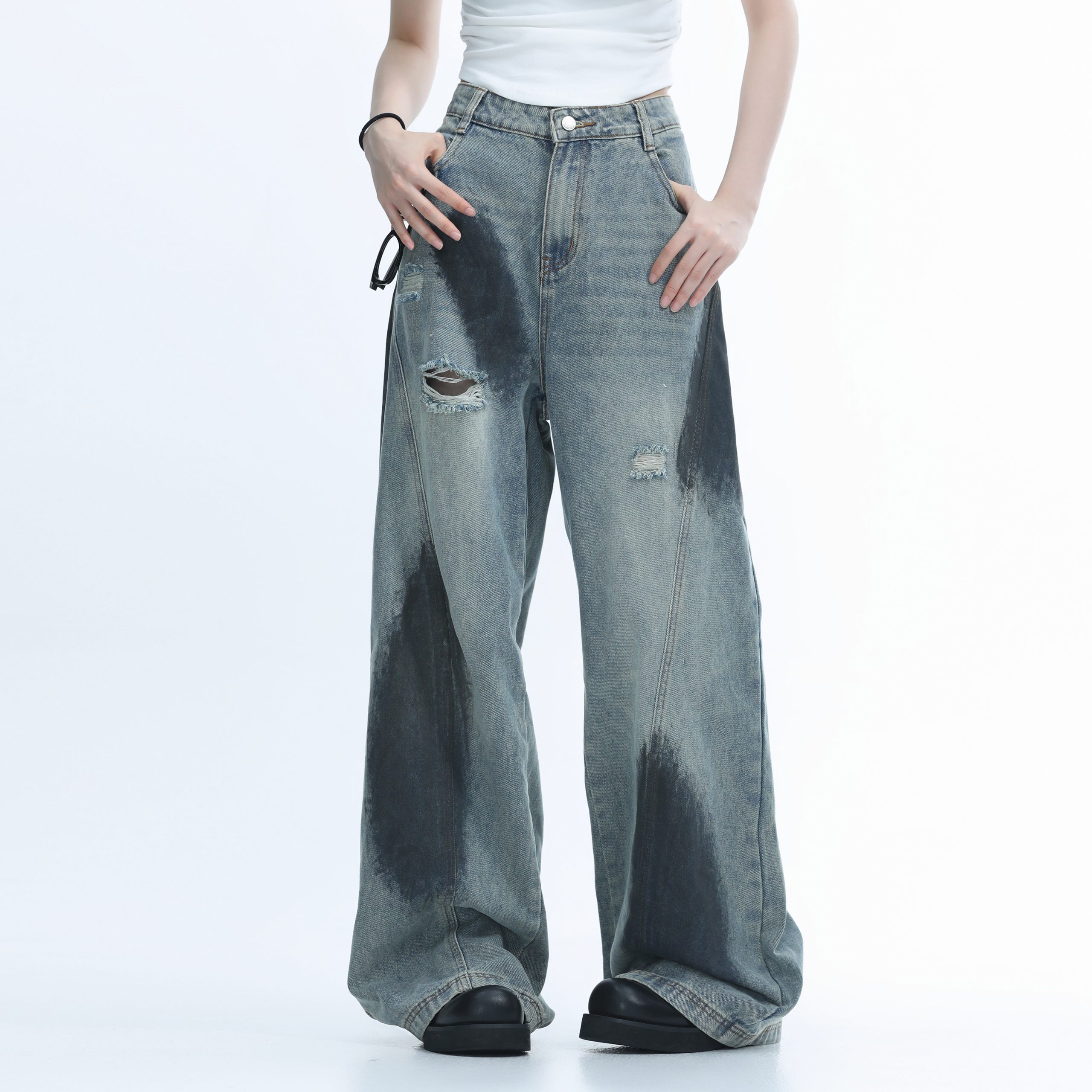Ripped Graffiti Wide-Leg Jeans for Women - American High Street Straight Loose Floor-Length Pants Ripped Graffiti Wide-Leg Jeans for Women - American High Street Straight Loose Floor-Length Pants