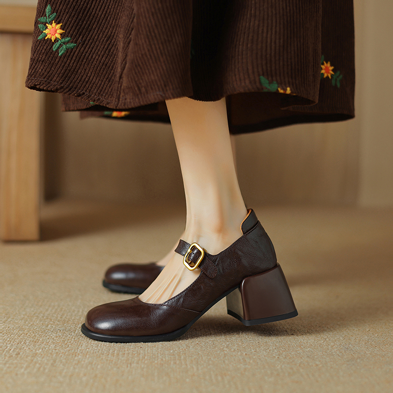 Round-Toe One-Strap Mary Jane Shoes for Women - Versatile High-Heeled Flats for Commuting, Italian Style Round-Toe One-Strap Mary Jane Shoes for Women - Versatile High-Heeled Flats for Commuting, Italian Style