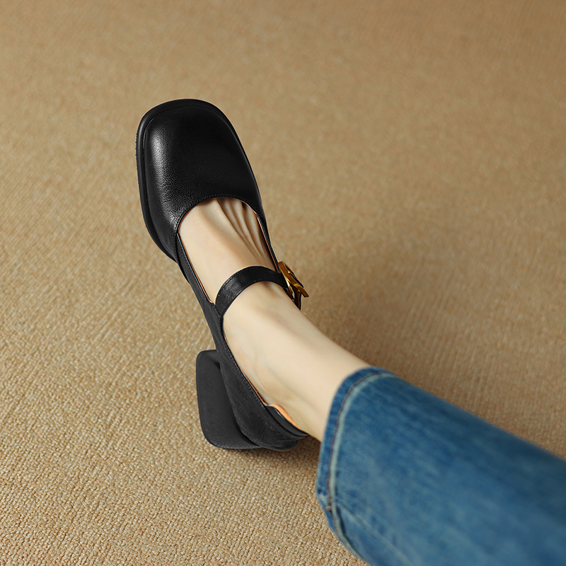 Round-Toe One-Strap Mary Jane Shoes for Women - Versatile High-Heeled Flats for Commuting, Italian Style Round-Toe One-Strap Mary Jane Shoes for Women - Versatile High-Heeled Flats for Commuting, Italian Style