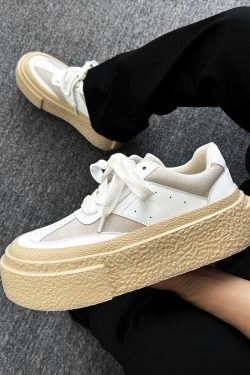Round-Toe Thick-Soled Canvas Shoes for Teenagers - Height-Increasing White Platform Biscuit Shoes in Korean Style