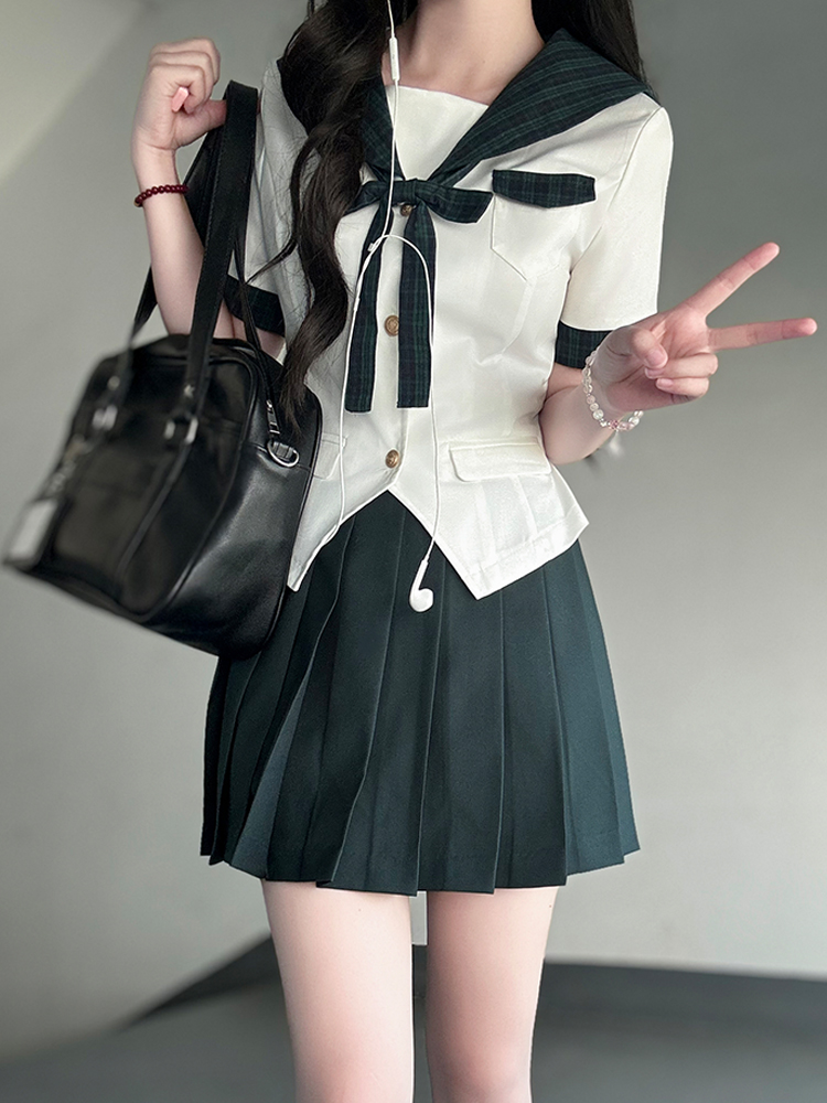 Sailor Suit JK Uniform Academy Style Pudding Bear Summer Set with Spliced Checkered Design and Waist-Defined Fit Sailor Suit JK Uniform Academy Style Pudding Bear Summer Set with Spliced Checkered Design and Waist-Defined Fit