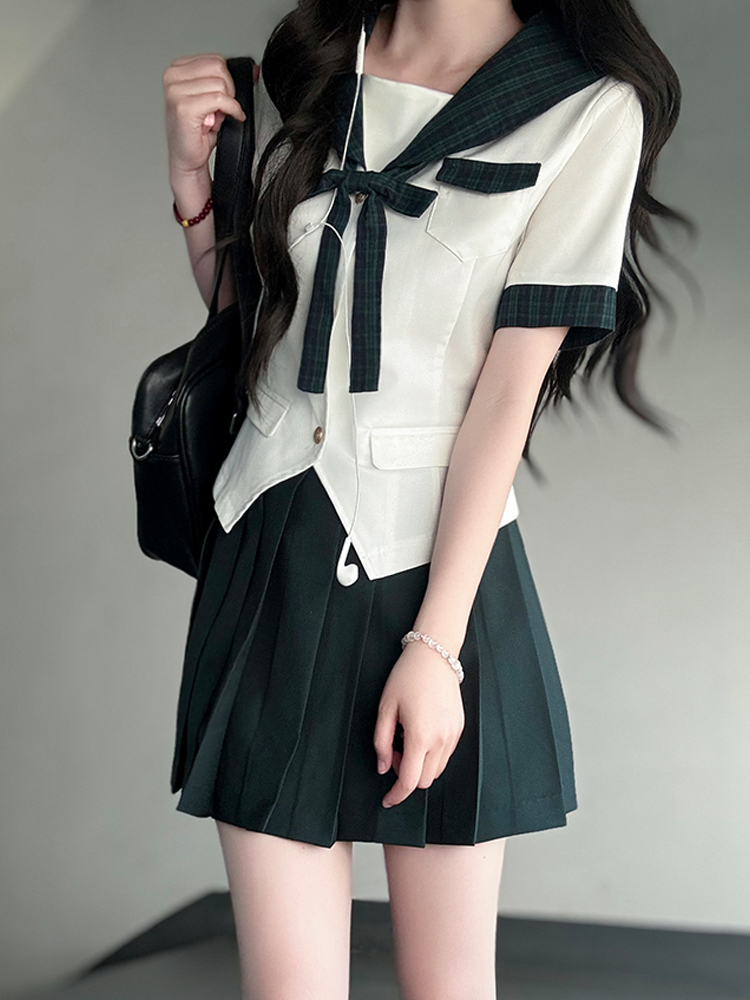 Sailor Suit JK Uniform Academy Style Pudding Bear Summer Set with Spliced Checkered Design and Waist-Defined Fit Sailor Suit JK Uniform Academy Style Pudding Bear Summer Set with Spliced Checkered Design and Waist-Defined Fit