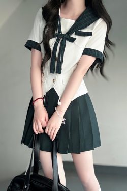 Sailor Suit JK Uniform Academy Style Pudding Bear Summer Set with Spliced Checkered Design and Waist-Defined Fit