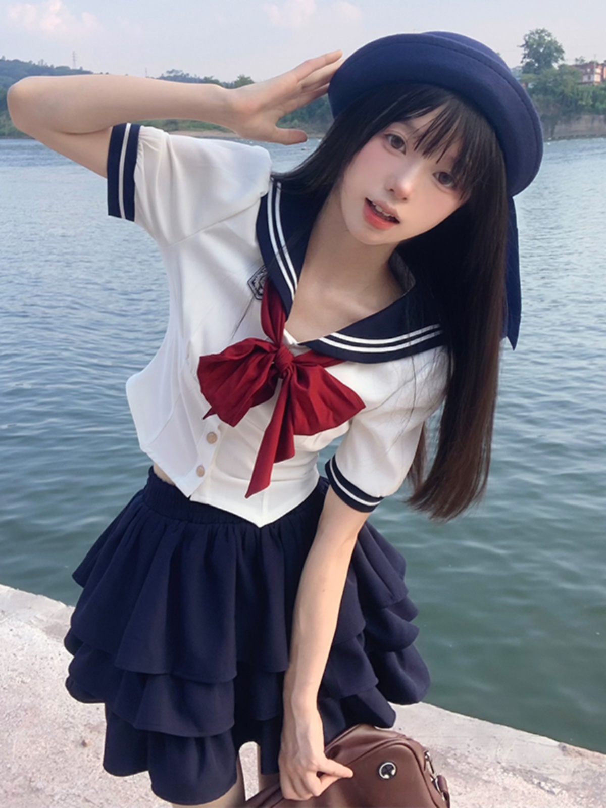 Sailor Suit Set with Pudding Bear Design, Summer JK Uniform Cake Skirt, Short Sleeve, College Style, Waist-Defining Slim Fit Sailor Suit Set with Pudding Bear Design, Summer JK Uniform Cake Skirt, Short Sleeve, College Style, Waist-Defining Slim Fit