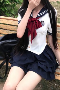 Sailor Suit Set with Pudding Bear Design, Summer JK Uniform Cake Skirt, Short Sleeve, College Style, Waist-Defining Slim Fit