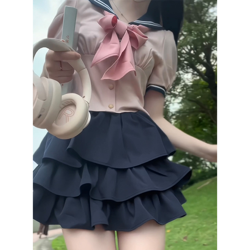 Sailor Suit Set with Pudding Bear Design, Summer JK Uniform Cake Skirt, Short Sleeve, College Style, Waist-Defining Slim Fit Sailor Suit Set with Pudding Bear Design, Summer JK Uniform Cake Skirt, Short Sleeve, College Style, Waist-Defining Slim Fit