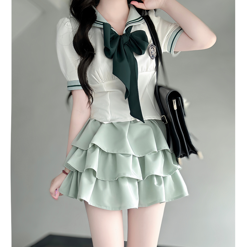 Sailor Suit Set with Pudding Bear Design, Summer JK Uniform Cake Skirt, Short Sleeve, College Style, Waist-Defining Slim Fit Sailor Suit Set with Pudding Bear Design, Summer JK Uniform Cake Skirt, Short Sleeve, College Style, Waist-Defining Slim Fit
