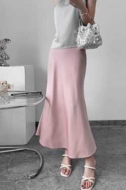 Satin Half Skirt with Diagonal Cut, Flared Design, High Waist, Silky Elastic Waist, Versatile Glossy Mid-Length Acetate Skirt