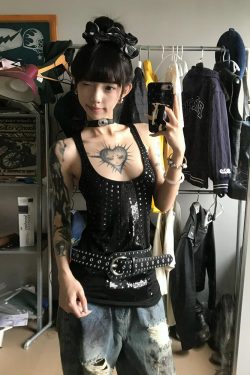 Sexy Black Sequin Spaghetti Strap Tank Top for Women - American Style Slim Fit Sleeveless Summer Fashion