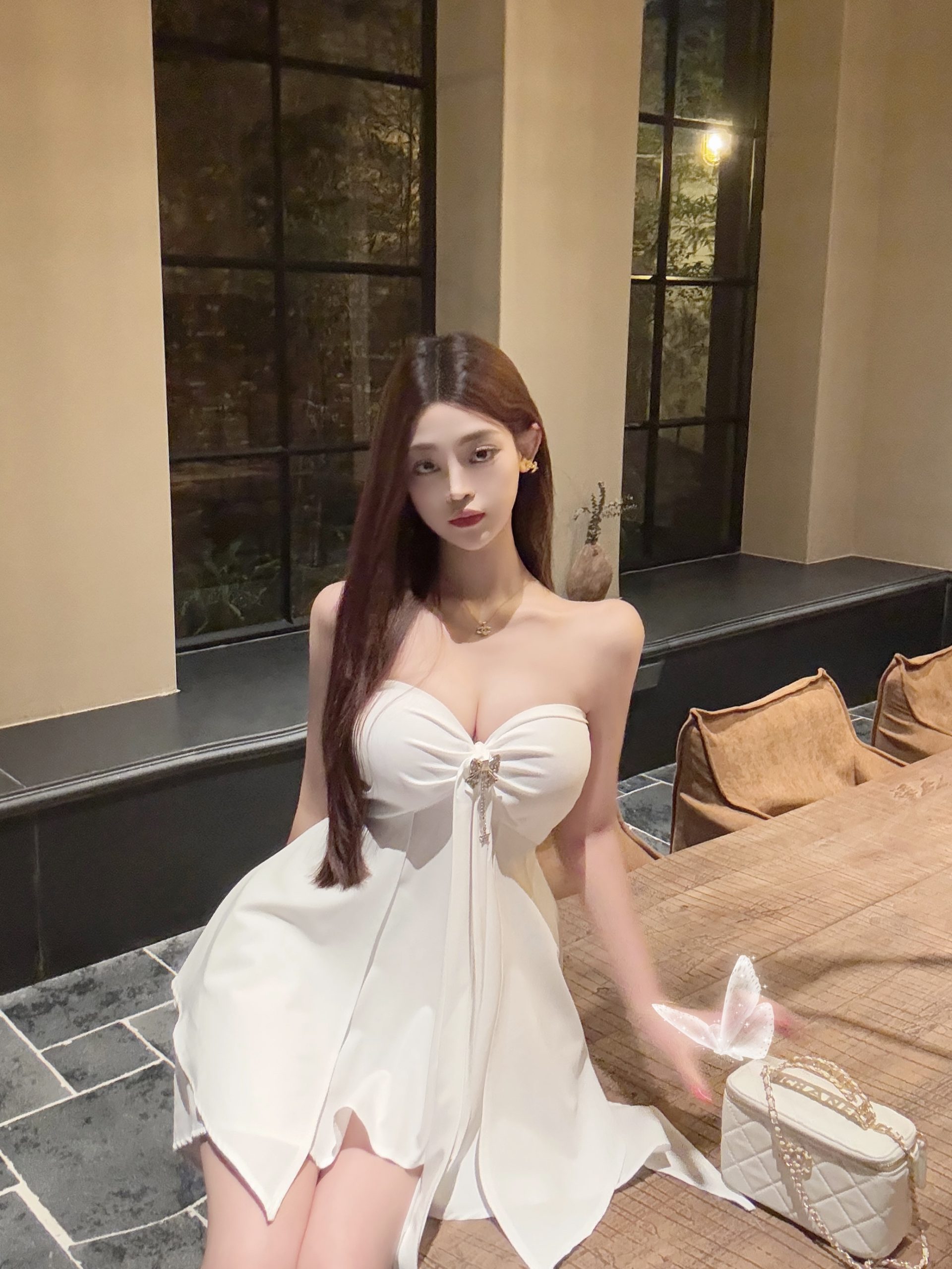 Sexy Halter Neck Dress - Strapless Two-Way Wear, Slim Fit with Built-in Bra Pads, Perfect for 90s and Y2K Inspired Styles Sexy Halter Neck Dress - Strapless Two-Way Wear, Slim Fit with Built-in Bra Pads, Perfect for 90s and Y2K Inspired Styles