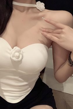 Sexy Halter Strapless Crop Top for Women - Fitted Design with Built-In Padding, Perfect for Nights Out or Y2K Style Looks