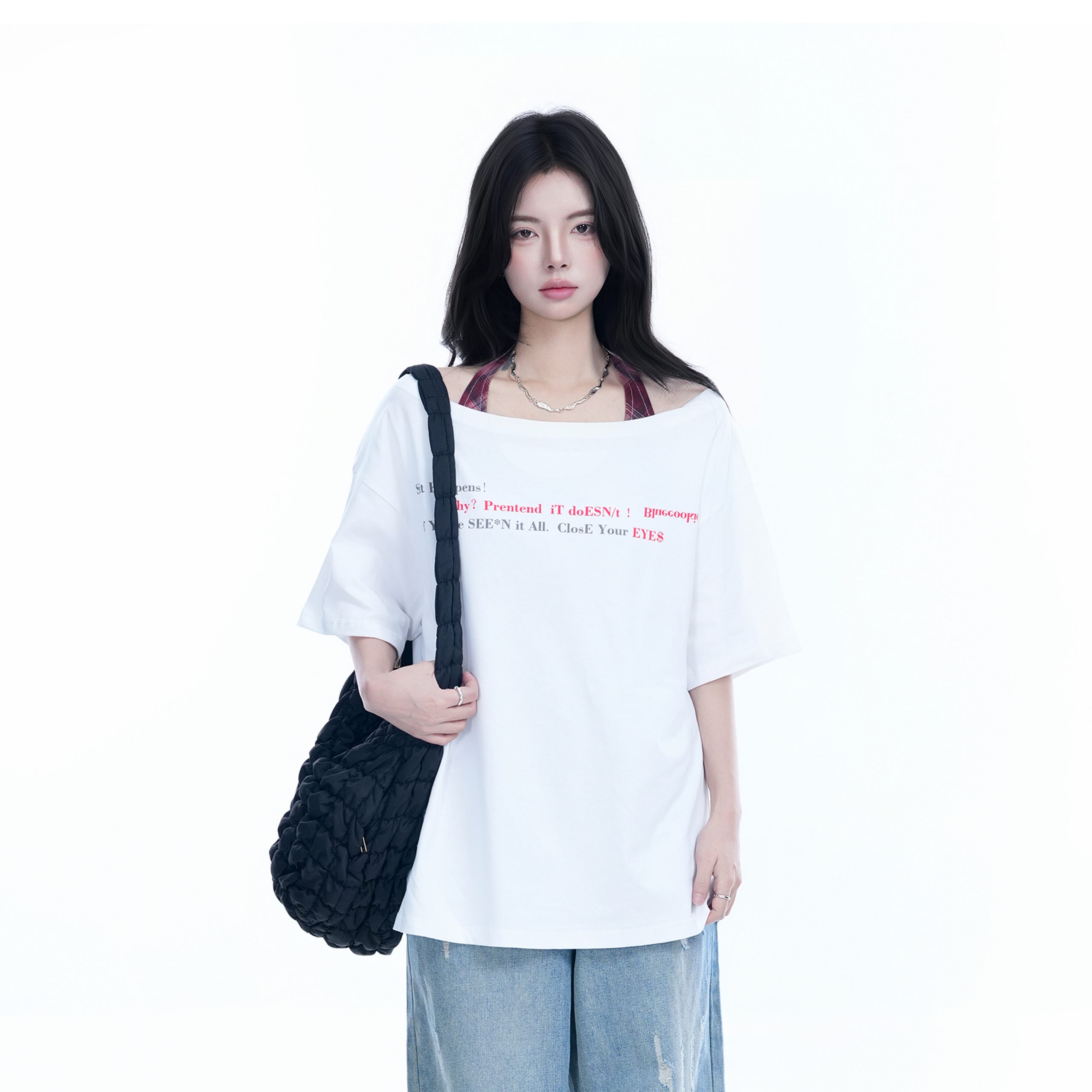 Sexy Halter Top and White Off-Shoulder Short Sleeve T-Shirt Two-Piece Set for Women - Trendy Loose Half-Sleeve Style Sexy Halter Top and White Off-Shoulder Short Sleeve T-Shirt Two-Piece Set for Women - Trendy Loose Half-Sleeve Style